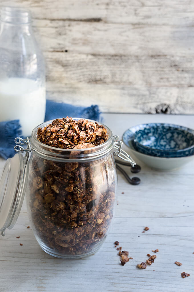 Dark Chocolate Granola - nutty, crunchy, and full of addictive hazelnut-chocolate flavors, gluten free and vegan too. | www.viktoriastable.com