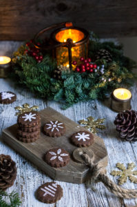 Mexican chocolate shortbread cookies - enriched with dark chocolate, and flavored with spicy cinnamon, and hot cayenne pepper, these cookies melt in your mouth with an intense chocolaty flavor, and a lingering warmth and heat.| www.viktoriastable.com