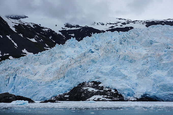 Into the wild Alaska - Aialik glacier, Kenai Fjords National Park | www.viktoriastable.com