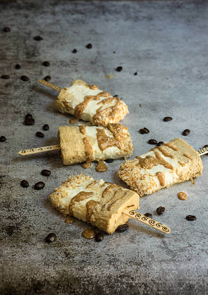 Coffee coconut fudgsicles | www.viktoriastable.com