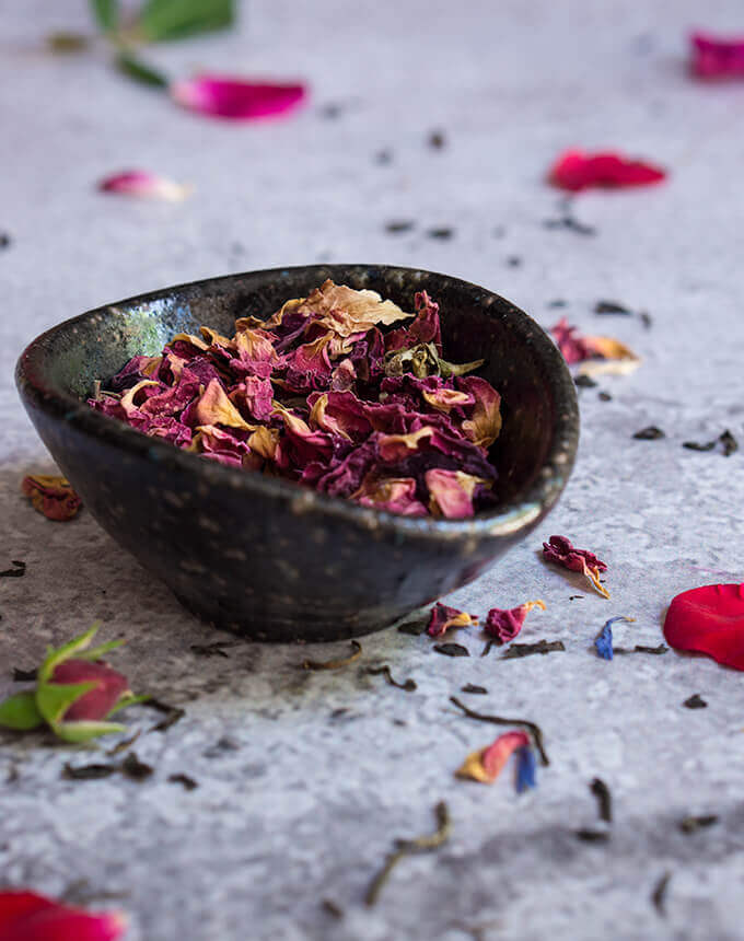 Earl grey rose nectar | www.viktoriastable.com