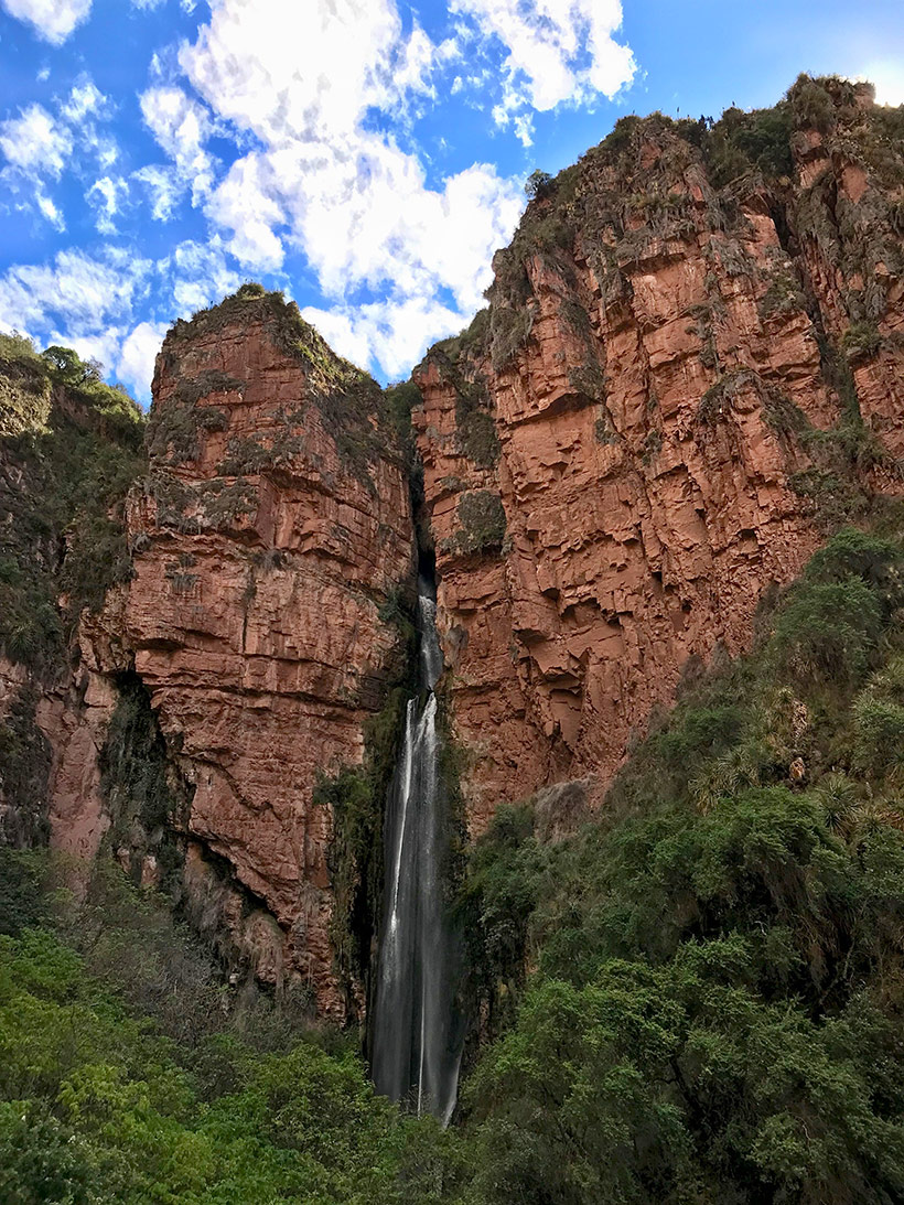 Hiking the Quarry trail to Machu Picchu | www.viktoriastable.com