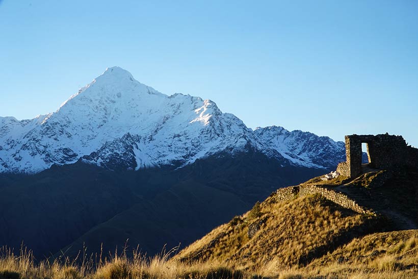 Hiking the Quarry trail to Machu Picchu | www.viktoriastable.com