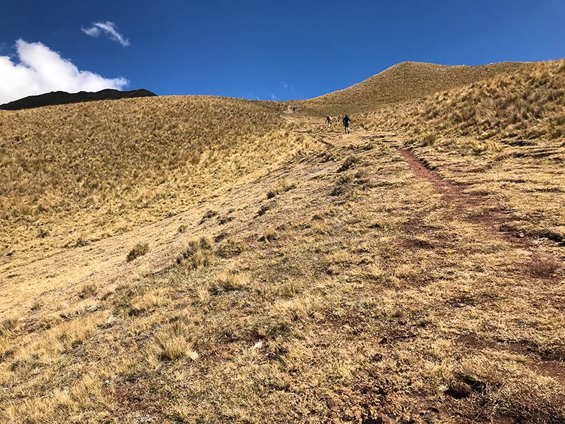 Hiking the Quarry trail to Machu Picchu | www.viktoriastable.com