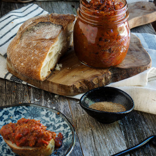 Roasted red pepper jam | www.viktoriastable.com