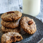 Walnut cookies - crispy on the outside, and chewy on the inside, with a strong nutty, cinnamon flavor - they're sure to please everyone! | www.viktoriastable.com